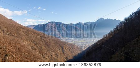 Kurzutt. Suspension Bridge Over The Valley