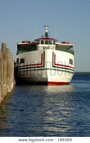Bateau ferry