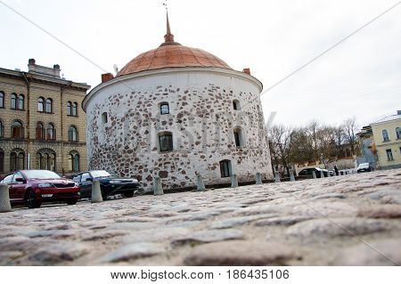 Round tower is a stone gun tower rondaleva type - battle of towers medieval Vyborg castle, built in 1547 - 1550 years. Historical building of the Swedish and Finnish time of possession.