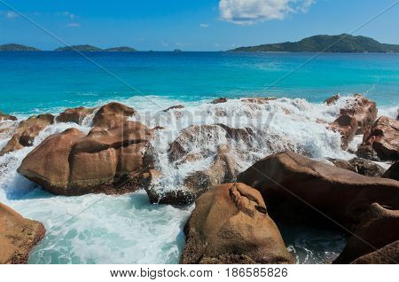 Rocky Beach Magnificent Seychelles 