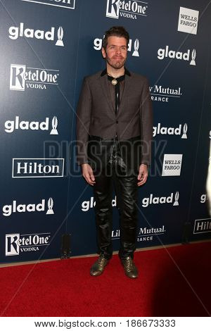 LOS ANGELES - APR 1:  Perez Hilton at the 28th Annual GLAAD Media Awards at Beverly Hilton Hotel on April 1, 2017 in Beverly Hills, CA