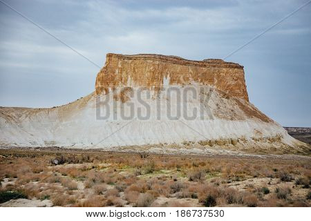 Chines of plateau Ustyurt, Bosjira, Kazakhstan desert