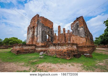 Ruins Of Wat Phra Si Sanphet In Ayutthaya Historical Park, Thailand