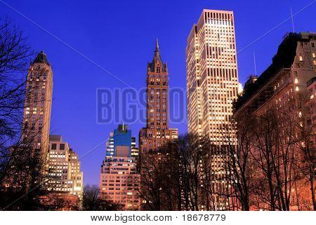 Central Park and manhattan skyline at early night, New York City