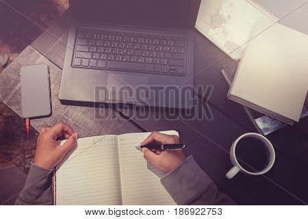 Hands on working women In the nature park on vacation