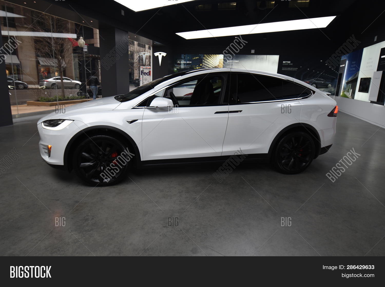 Car Dealerships In Chicago >> Tesla White Model X Image Photo Free Trial Bigstock Car Dealerships In Chicago >> Tesla White Model X Image Photo Free Trial Bigstock