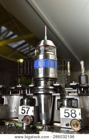 Special Bit Contact Sensor From A Cnc Machine For Checking Gabbarits, Dimensions And Calibration