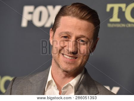 LOS ANGELES - FEB 06:  Actor Benjamin McKenzie arrives for the FOX Winter TCA 2019 on February 6, 2019 in Los Angeles, CA
