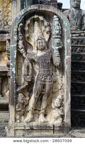 บรรเทา Guardstone Bas โบราณที่ Vatadage