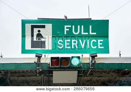 New York, Usa - December 14, 2018: Ezpass Full Service Sign. E Zpass Is Electronic Toll Collection S