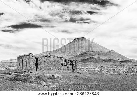 An Old Ruin And A Typical Karoo Hill In The Tankwa Karoo In The Northern Cape Province