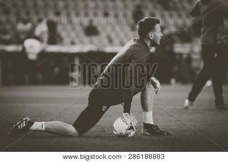 VALENCIA, SPAIN - FEBRUARY 21: Neto during UEFA Europa League match between Valencia CF and Celtic FC at Mestalla Stadium on February 21, 2019 in Valencia, Spain