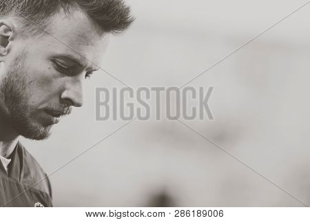 VALENCIA, SPAIN - FEBRUARY 21: Neto during UEFA Europa League match between Valencia CF and Celtic FC at Mestalla Stadium on February 21, 2019 in Valencia, Spain
