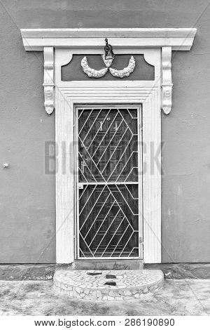 Carnavon, South Africa, September 1, 2018: Close-up Of The Entrance Of An Historic Building In Carna