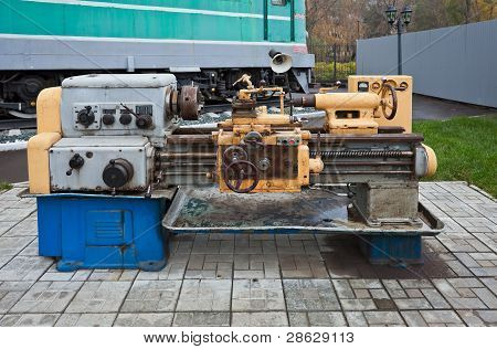 alte Drehmaschine