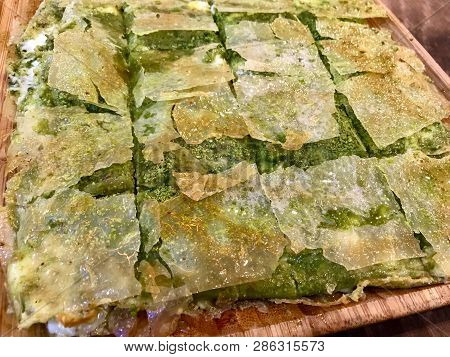 Turkish Dessert Katmer With Pistachio Powder From Gaziantep Region / Prepared With Crispy Thin Dough