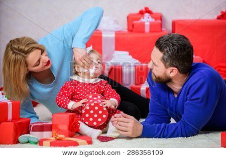 Girl With Big Heart. Valentines Day. Happy Family With Present Box. Love And Trust In Family. Bearde