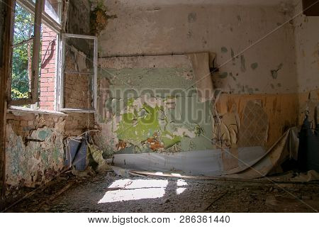 Ruins Of Beelitz-heilstätten Lost Place Berlin Brandenburg;
