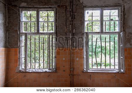 Ruins Of Beelitz-heilstätten Lost Place Berlin Brandenburg;