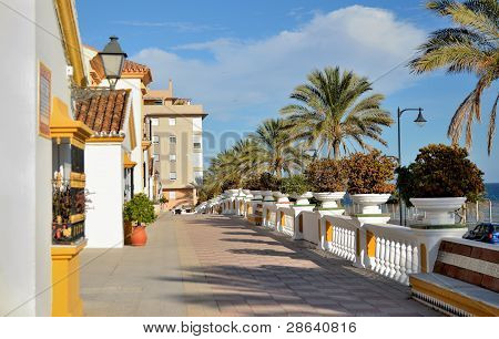 สารพัดใน Estepona