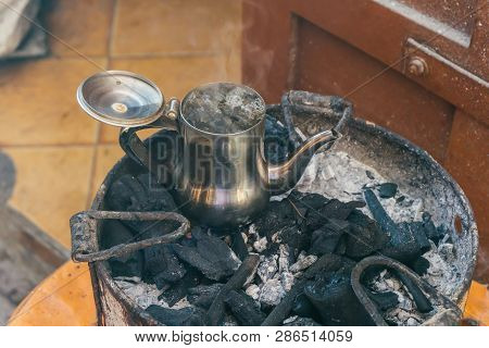 Arabian Mint Tea (moroccan Mint Tea) The National Hot Drink In The Middle East And The Muslim World.