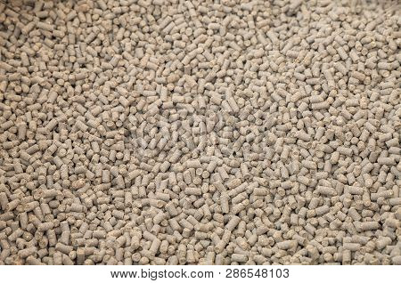 Pellets From Bird Droppings To Fertilize The Soil