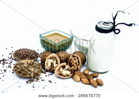 Close Up Of Face Mask Or Face Pack Of Walnut Along With Flax Seed Or Alsi, Almonds,yogurt And Milk I