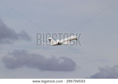 Tc-trh - G450 . The Plane Takes Off. Official Summer Spotting At Pulkovo Airport On August 15, 2018,