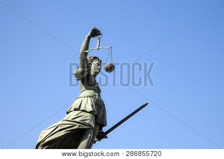 Statue Of Lady Justice In Front Of The Romer In Frankfurt - Germany