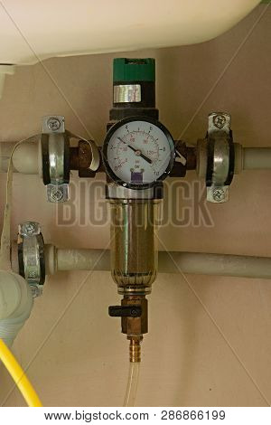 The Backwash Water Filter Pressure Reducer Manometer