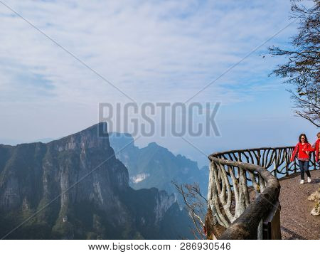 Zhangjiajie/china - 15 October 2018:unacquainted Tourists On Tianmen Mountain At Zhangjiajie City Ch