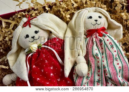 Easter Bunny Decor