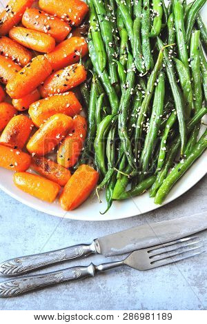 Healthy Food On A Plate. Green String Beans And Baby Carrots, Cooked On The Grill. Vegan Lunch. Usef