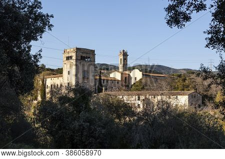 Sant Jeroni De La Murtra Monastery, Built In The 14th Century, Is Where The catholic Monarchs Receiv