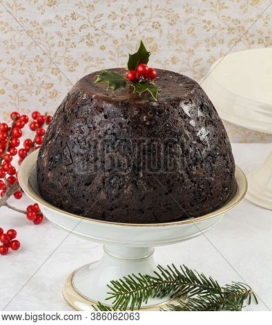 English Christmas Figgy Pudding With Spices, Figs, And Oranges.