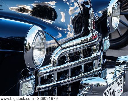 Retro Car Show