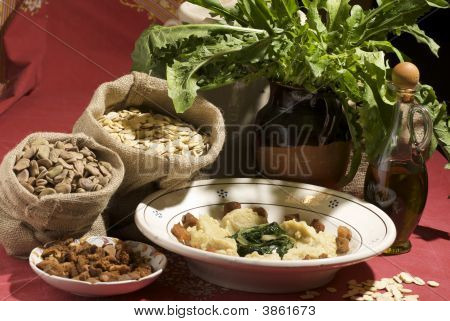 Fava fasulye püresi