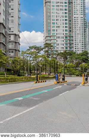 Daejeon, South Korea; September 15, 2020: For Editorial Use Only. View Of Parking Control Gates At K