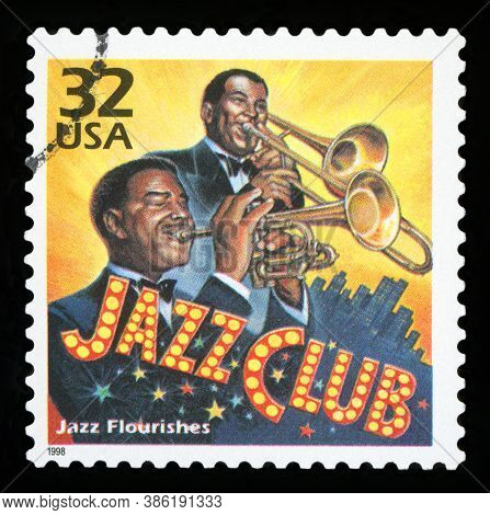 United States - Circa 1998: A Postage Stamp Printed In Usa Showing An Image Of Jazz Musicians Playin