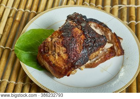 English Maple-mustard Pulled Pork