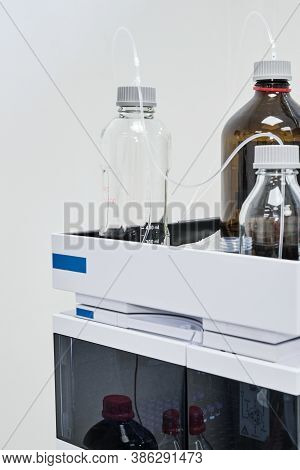 Mobile Phase Solvents On The Hplc System For Separation Of Organic Compounds In Chemical Or Pharmace