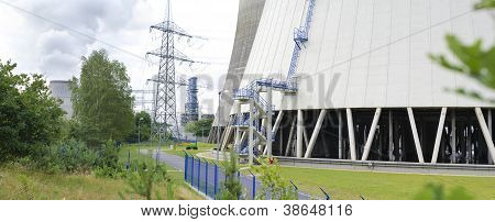 Jaderná elektrárna