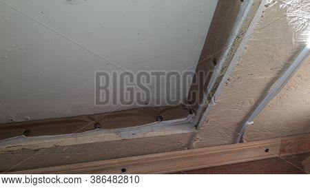 Door Upholstery With Leather And Dermantine For Insulation