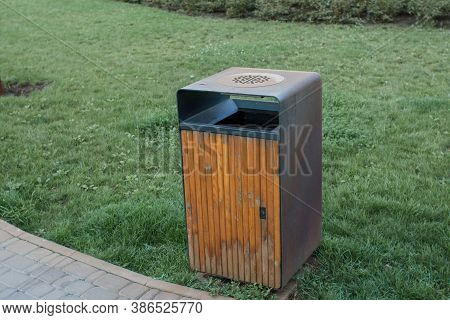A New Trash Can In Green Park