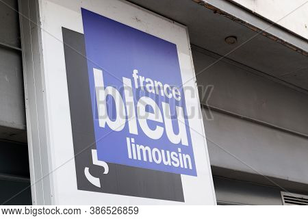 Brive , Auvergne / France - 09 20 2020 : France Bleu Limousin Blue Logo And Text Sign Of Locale Radi