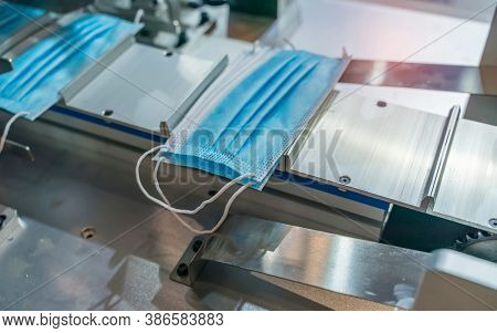 automatic machine for the manufacture of medical masks with nanofiber. Coronavirus and Covid-19 Protection