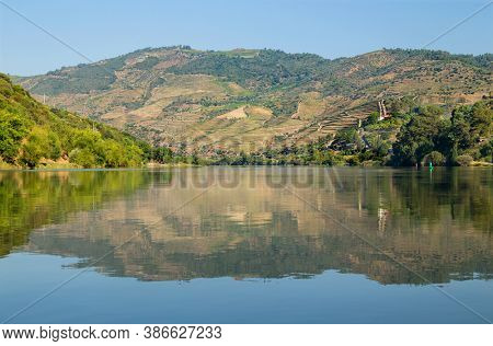 River Douro flowing in the north of Portugal. Douro Region.
