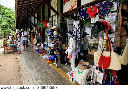 Mata De Sao Joao, Bahia / Brazil - September 23, 2020: Souvenir Shop In Praia Do Forte, In The Munic