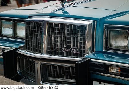 Toronto, Canada - 08 18 2018: 1985 Pontiac Grand Prix Le Coupe Oldtimer Car On Display At The Open A