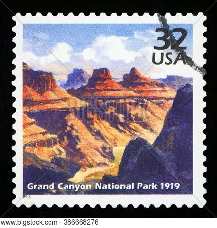 United States Of America - Circa 1998: A Stamp Printed In Usa Shows Grand Canyon National Park, 1919